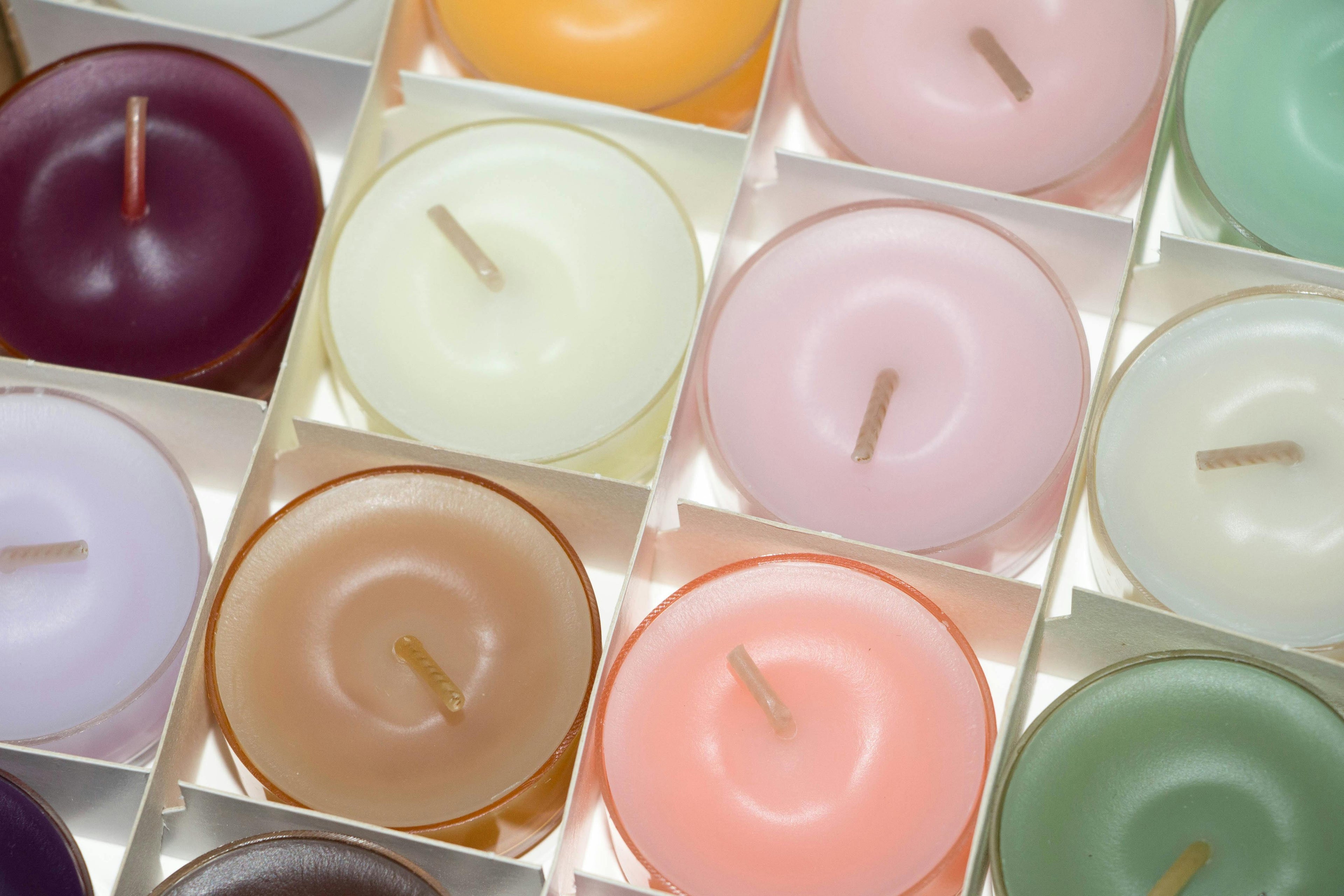 Premium Colored Paraffin Candle Crafting Guide (PDF)